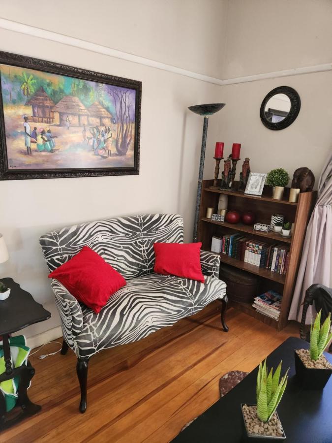 Garden Corner Guesthouse Beaufort West Esterno foto
