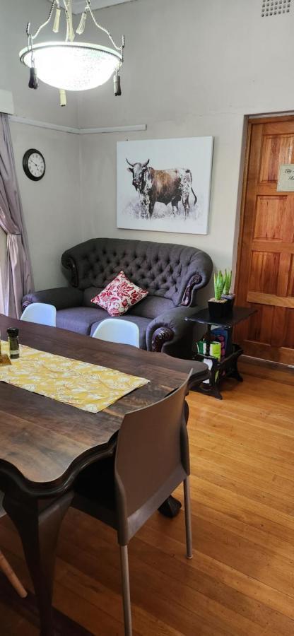 Garden Corner Guesthouse Beaufort West Esterno foto